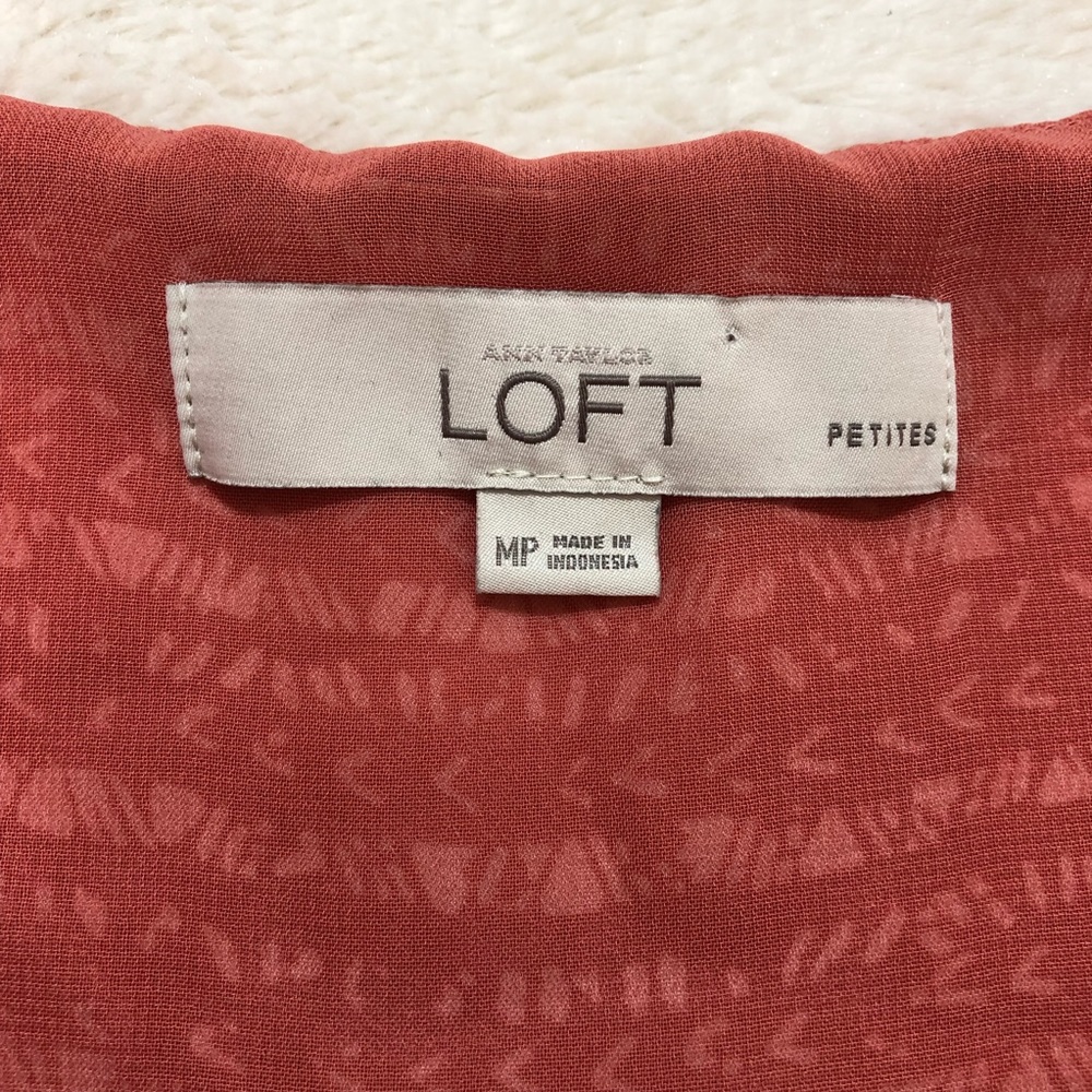 Loft tank size medium petite - Picture 4 of 7